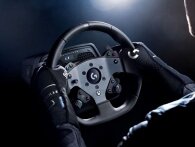 Logitech G Pro Racing Wheel: Simulér at køre i en bil - til prisen af en (billig) bil