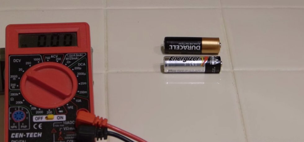 Sådan tester du om batteriet er fladt - uden udstyr!