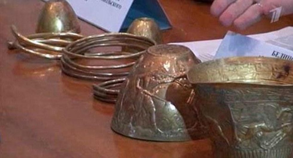 2400 år gammel guld-bong fundet i Rusland
