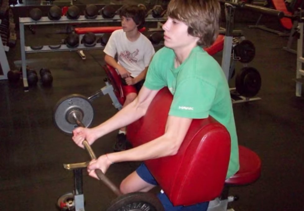 16-årig tager 40 kilo på over 4 års styrketræning