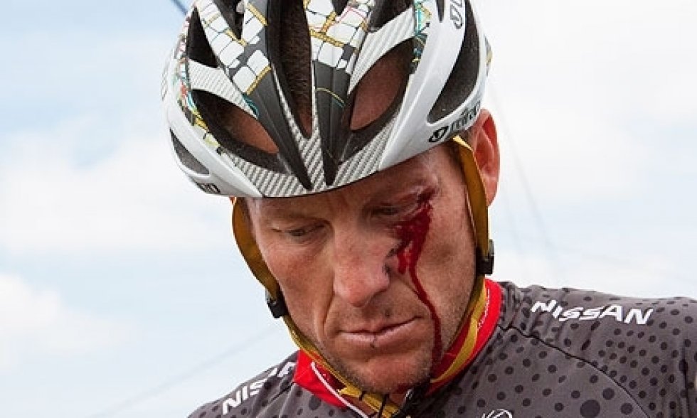 Armstrong falder af cykl... Tronen [Klumme]