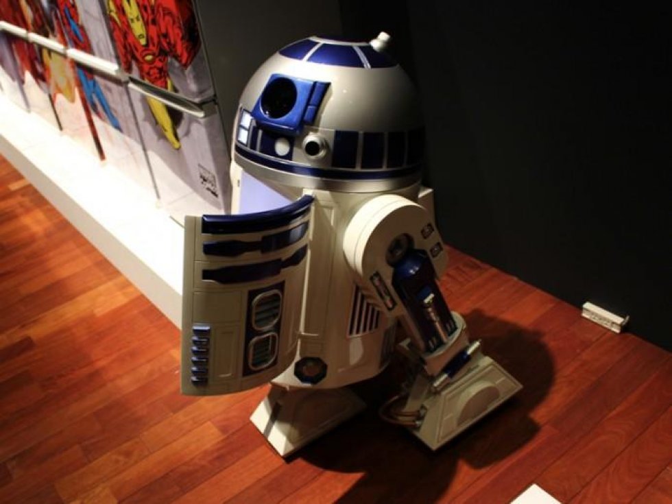 Full size R2-D2 køleskab 