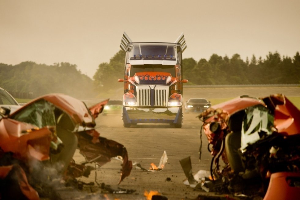 United International Pictures - Transformers: Age of Extinction [Anmeldelse]