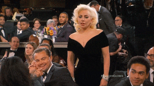 Leonardo DiCaprio bliver busted af Lady Gaga. I at grine af Gaga. Fantastisk.