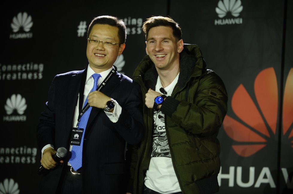 Messi skifter fra Samsung til Huawei.