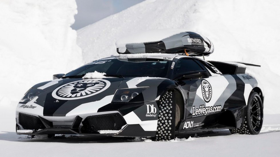 Lamborghini Murcielago på glat-is