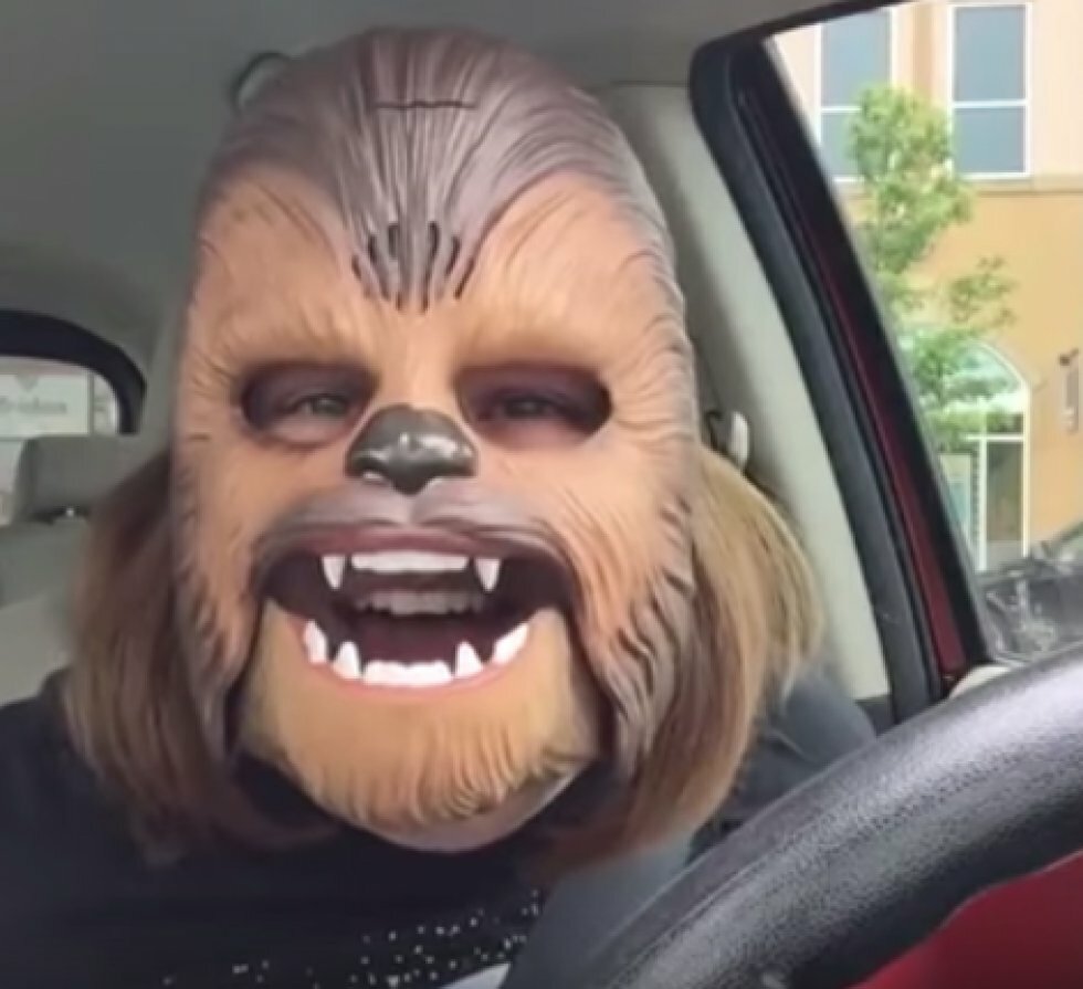 'Chewbacca Mom' har tjent ret godt, siden hendes video gik viralt 