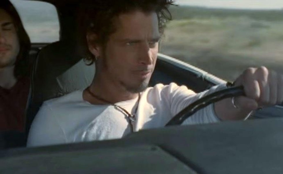 Chris Cornell revet bort - Rock'n'roll består