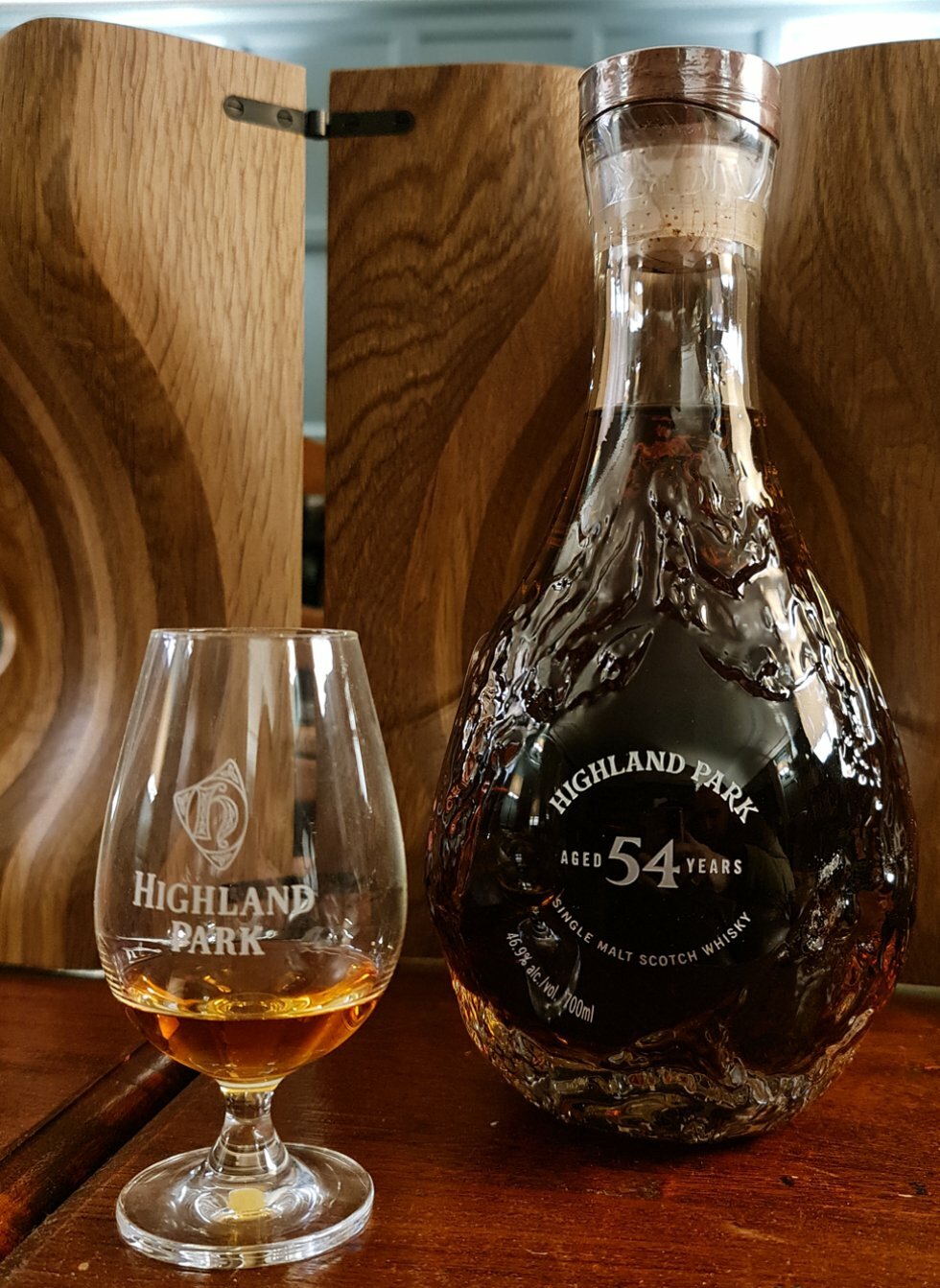 Highland Park 54 YO. - Rejse-reportage: Whisky-eventyr på Orkneyøerne