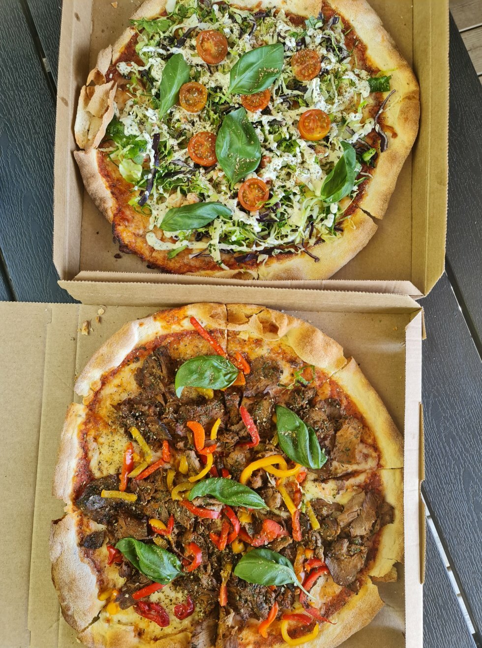 Jomfruhummer-pizza og hjemmelavet kebab. - Rejsereportage: Turen går til Læsø