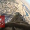 Eagle-cam reveals incredible POV as it descends from Burj Khalifa - BBC News - Dagens repeat-video: POV-optagelser fra ryggen af en ørn