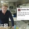 Gordon Ramsay Answers Cooking Questions From Twitter | Tech Support | WIRED - Gordon Ramsay laver 'Chef Support' for Twitter-brugere med både kritik og gode råd