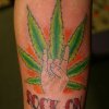 Man skal være stoned for at få sådan en tatovering