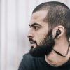 B&O Play lancerer trådløse hovedtelefoner til den aktive