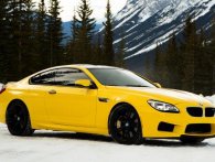 Se en BMW M6 pløje sig igennem den canadiske tundra