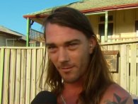 Genialt interview med tandløs australier 