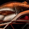 Diesel og Ducati går sammen om motorcykeldesign, der ligner en poleret Mad Max kværn