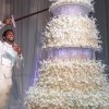 Gucci Mane skærer sin 3 meter høje bryllupskage til 1/2 mio. kroner ud med med et sværd