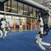 Boston Dynamics - Video: Boston Dynamics robotterne danser 2021 ind