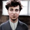 Charlie Chaplin som 27-årig i 1916. - Historiske sort/hvid-billeder i farver