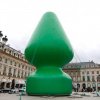 Juletræ eller 24 meter høj buttplug?