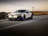 Audi har luftet den faceliftede Audi e-tron GT prototype