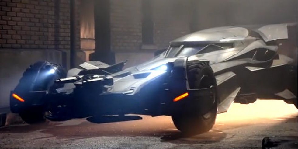 Nyt footage af den spritnye Batmobil i Batman vs. Superman