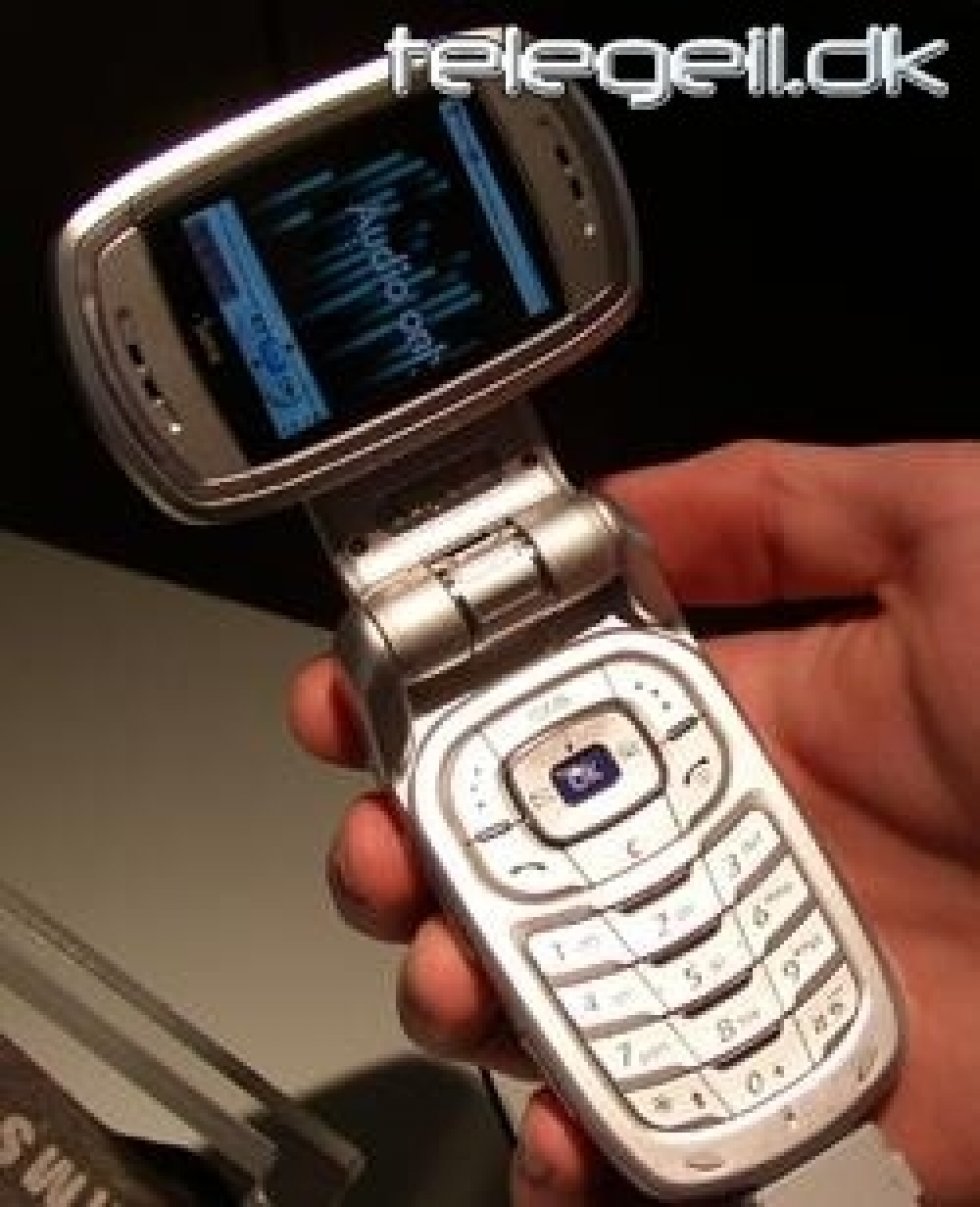 CeBIT 2005 - Samsung