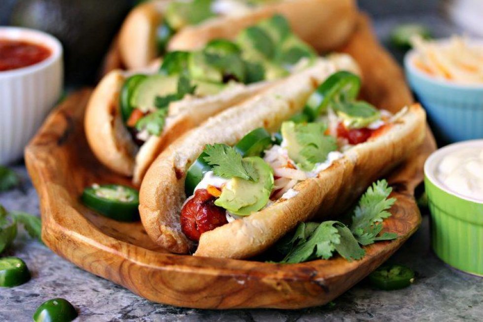 cravingsofalunatic.com - 10 toppings, der vil tage din hotdog til et helt nyt niveau