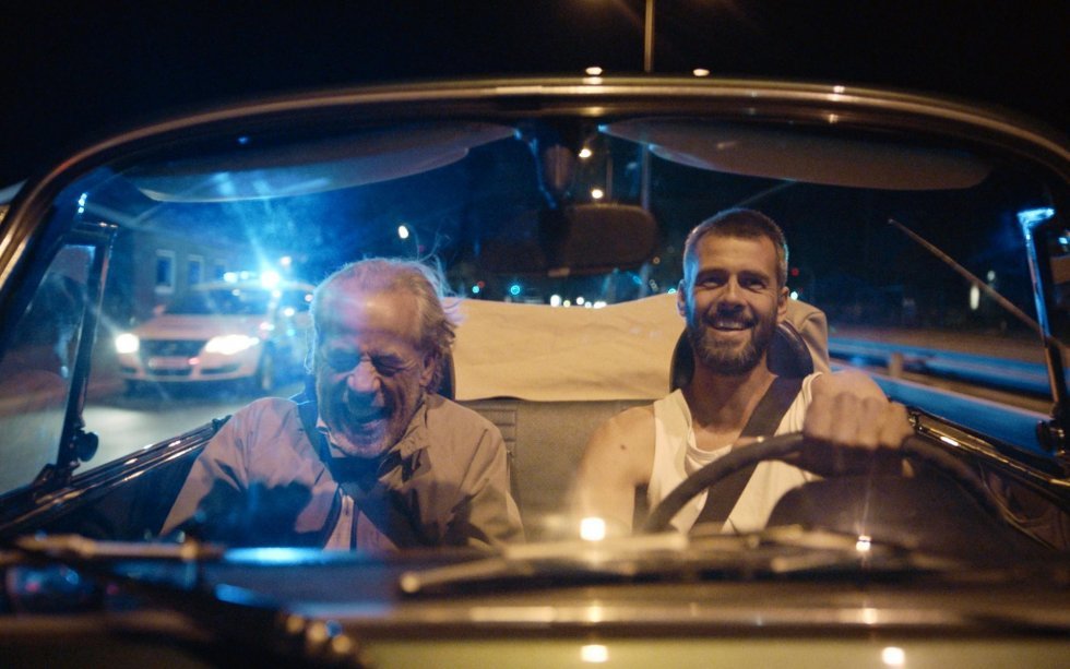 Ny dansk kortfilm fra VW skildrer sammenhængen mellem mænd, følelser og biler