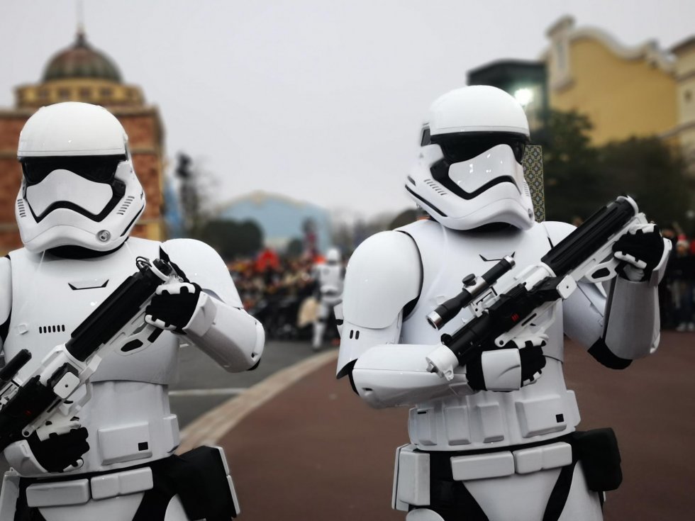 First Order Parade on point. - Disneyland Paris og en fjern, fjern galakse - også for voksne drenge.