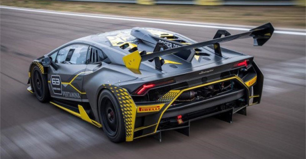 Årets Lamborghini Huracán Super Trofeo Evo er en racerkørers våde drøm