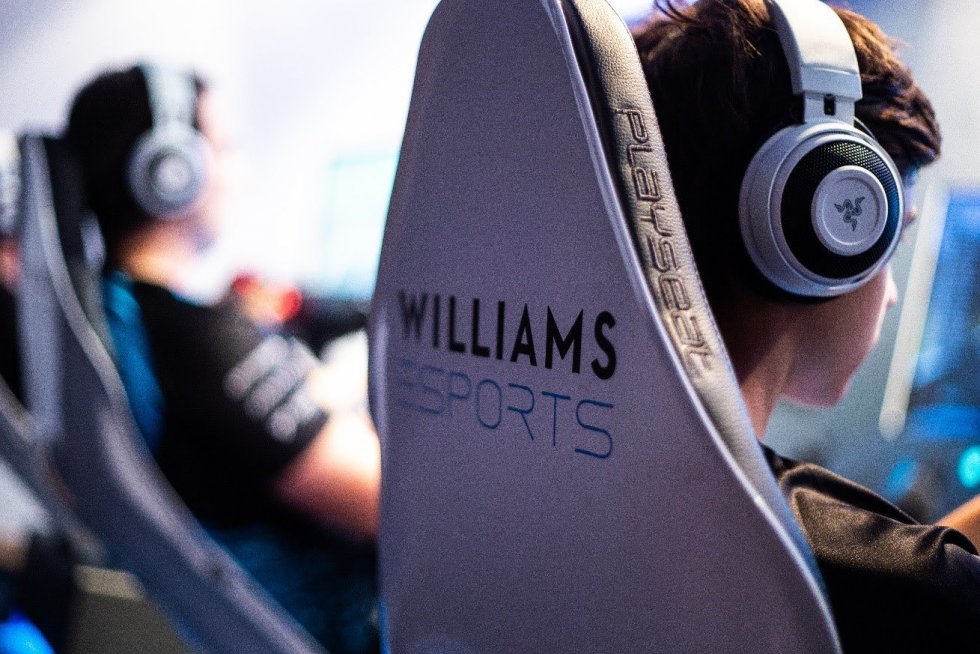 Razer x Williams F1