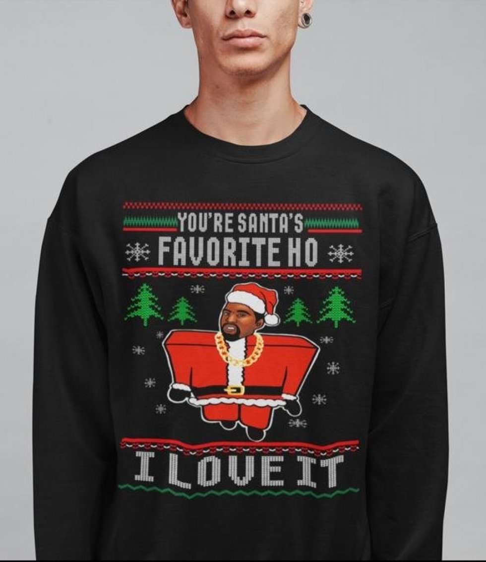 UntamedEgo - You're Santa's Favorite Ho Unisex Christmas Sweatshirt, 300 kroner.  - Klar til julefrokost: 25 (grimme) juletrøjer 