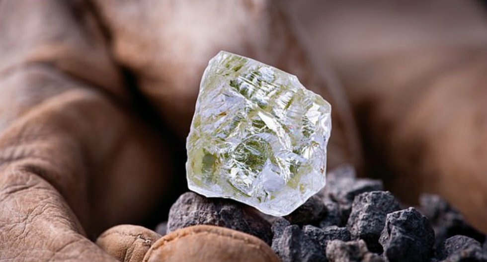 @Dominion Diamond - Nordamerikas største diamant fundet på 522 karat