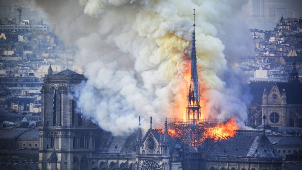 Notre Dame branden - dagen derpå