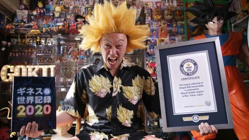 Se Guiness-rekorden for verdens største Dragonball-samling med blandt andet 4000 Goku-figurer