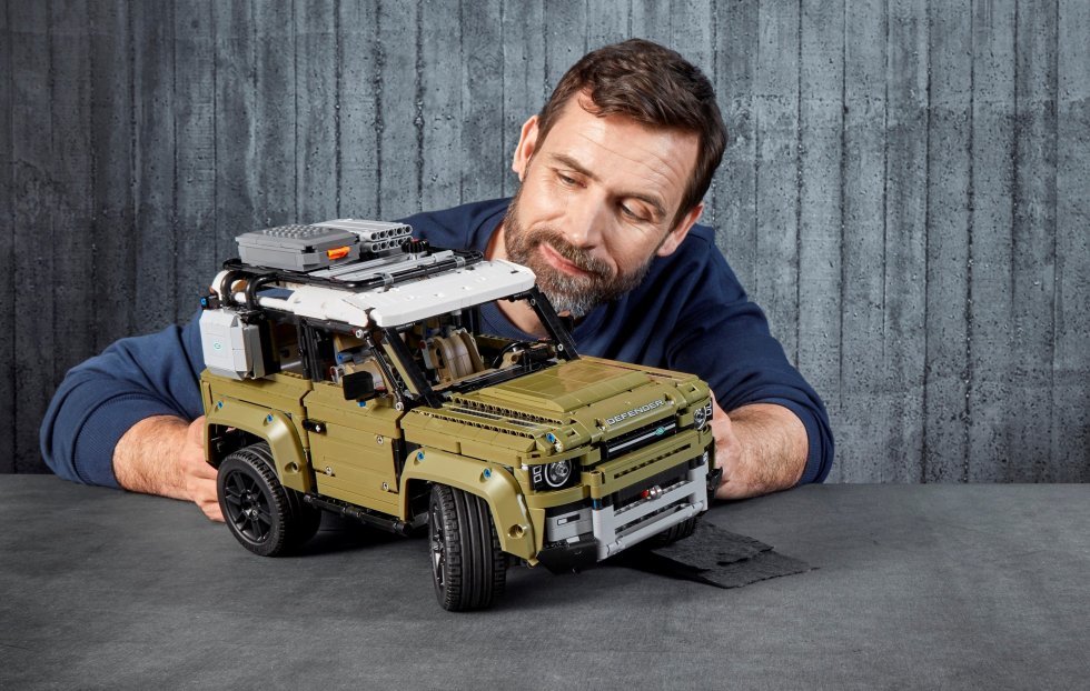 LEGO Land Rover Defender med over 2500 dele