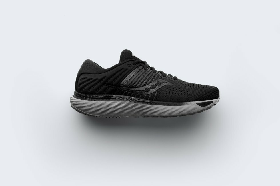 Saucony Triyumph 17 - Saucony Blackout Collection