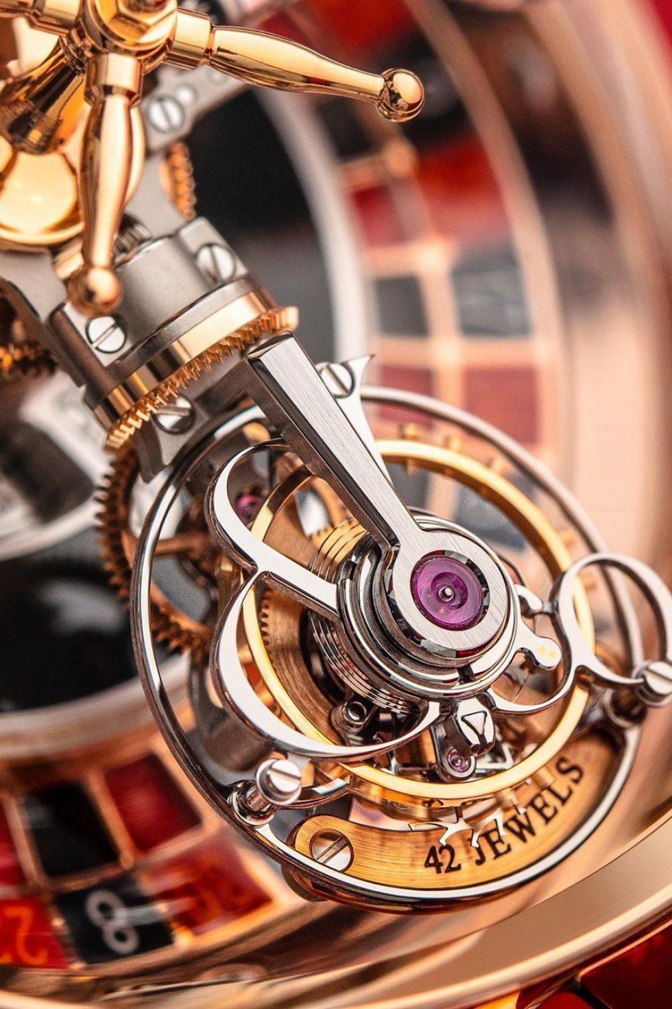 Drakes nye timepiece har et ægte roulette-hjul i urskiven