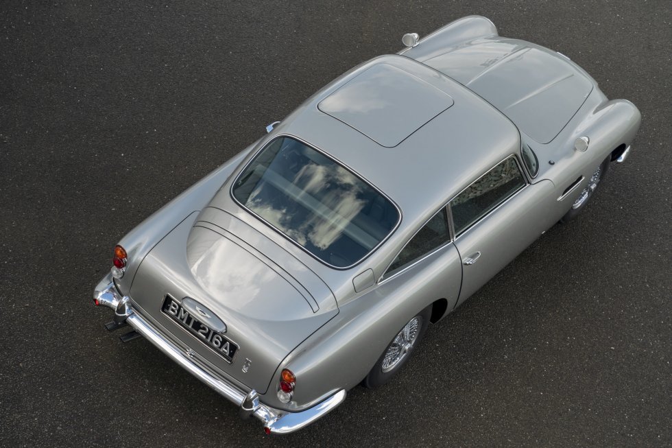 Aston Martin - Aston Martin har genskabt den legendariske DB5 med Bond-gadgets