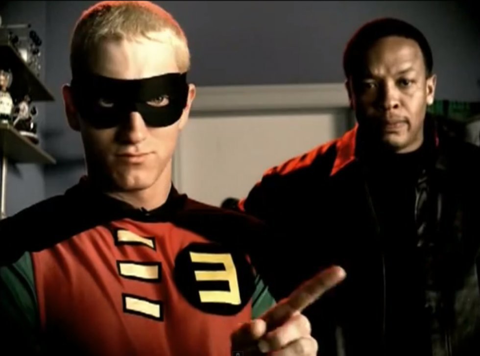 Eminems Without Me-musikvideo er blevet remastered for at fejre 1 millard visninger 