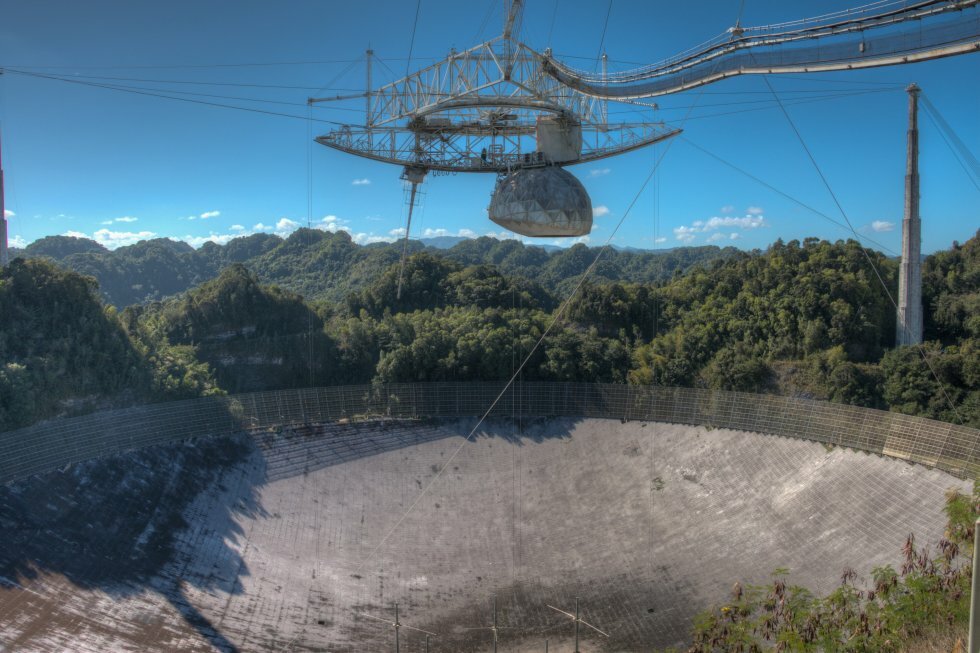 Bond-connection: Arecibo Observatoriet kendt fra GoldenEye er kollapset
