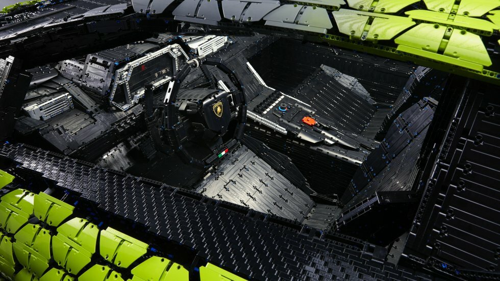LEGO - Lamborghini Sían FKP 37 rekonstrueret i LEGO