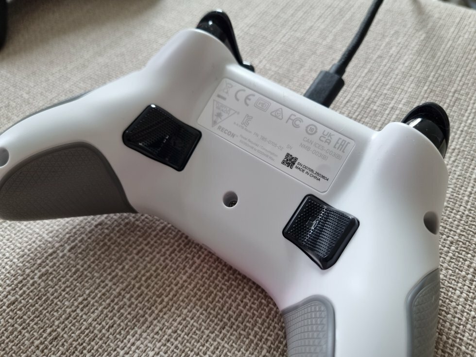Turtle Beach Recon - thumb triggers - Test: Turtle Beach Recon - giver mere kontrol til Xbox-gamere