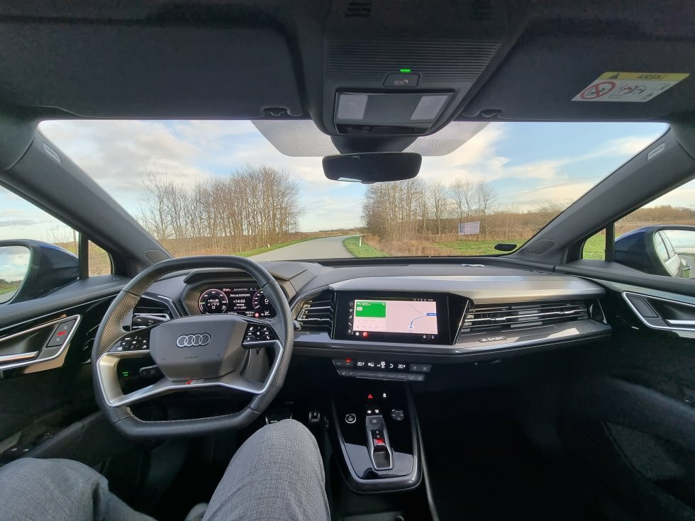 Materialevalget på betjeningsoverfladerne er en soleklar smagssag.  - Testkørt: Audi Q4 e-tron - Årets firmabil anno 2022 er elektrisk!