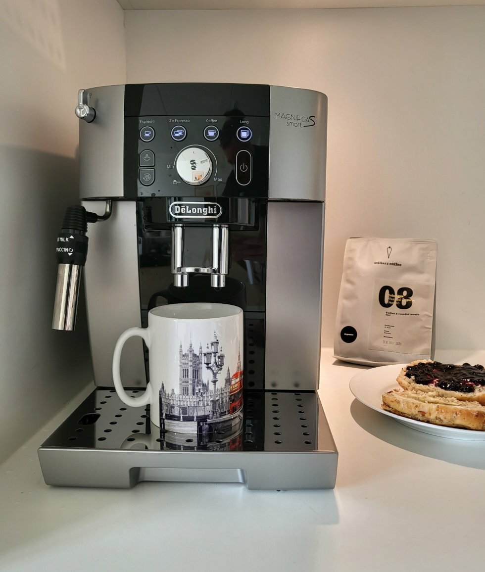 De?Longhi Magnifica S Smart ECAM250 - Test: De'Longhi Magnifica S Smart ECAM250 - En fuldautomatisk kaffemaskine på budget
