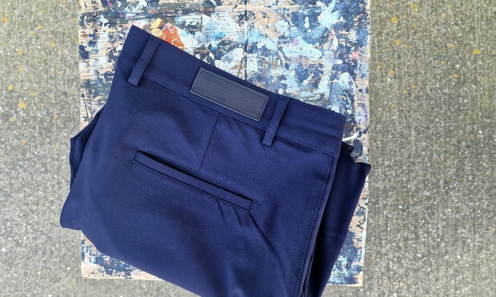 Ta-dah: Shaping New Tomorrow Essential Pants (Ikke foldet af professionelle) - Shaping New Tomorrow Essential Pants: Fantastisk frihed i en pæn buks!