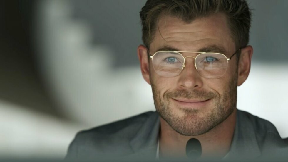 Chris Hemsworth som gal/genial videnskabsmand i første trailer til Spiderhead