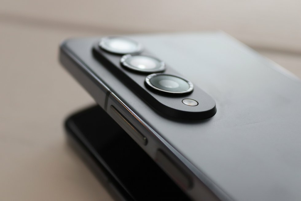 Flip, fold, renew, repeat: Samsungs foldbare smartphones er modnet en generation